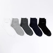 Load image into Gallery viewer, 10 Pairs / Lot Bamboo Fiber Socks Men Casual Business Anti-Bacterial Breatheable Men&#39;s Crew Socks High Quality Guarantee Sock
