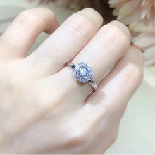 Load image into Gallery viewer, 18K Au750 White Gold Ring 0.6Carat Nature Diamond Ring Wedding Party Engagement Anniversary Fashion Elegant
