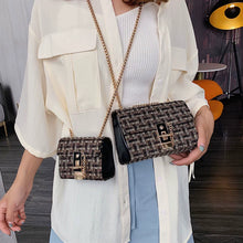 Load image into Gallery viewer, Korean-Style Casual Chain Shoulder Bag
