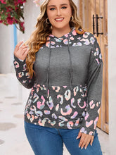 Load image into Gallery viewer, Fashion Plus Size Hooded Pullover 2024 Fall and Winter New Arrival Loose Plus Size Leopard Print Print Long Sleeves Pullover Women
