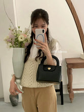 Load image into Gallery viewer, Meat Chen Whiterm South Korea Niche Style Heart Lock Latch Tote Ins Bloggers Same Style Women&#39;s Bag Shoulder Messenger Bag
