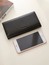 Load image into Gallery viewer, Easy to Use Foldable Women&#39;s Casual Leather Soft Long Wallet
