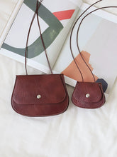 Load image into Gallery viewer, Retro Cute Special-Interest Design One Shoulder Mini Earphone Bag
